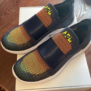 APL Techloom Bliss women’s size 9